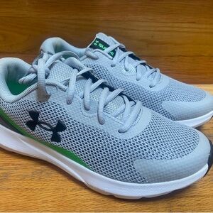 Under Armour Gray and Green Running Sneakers NEW